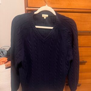 Donni. Wool cashmere vneck sweater